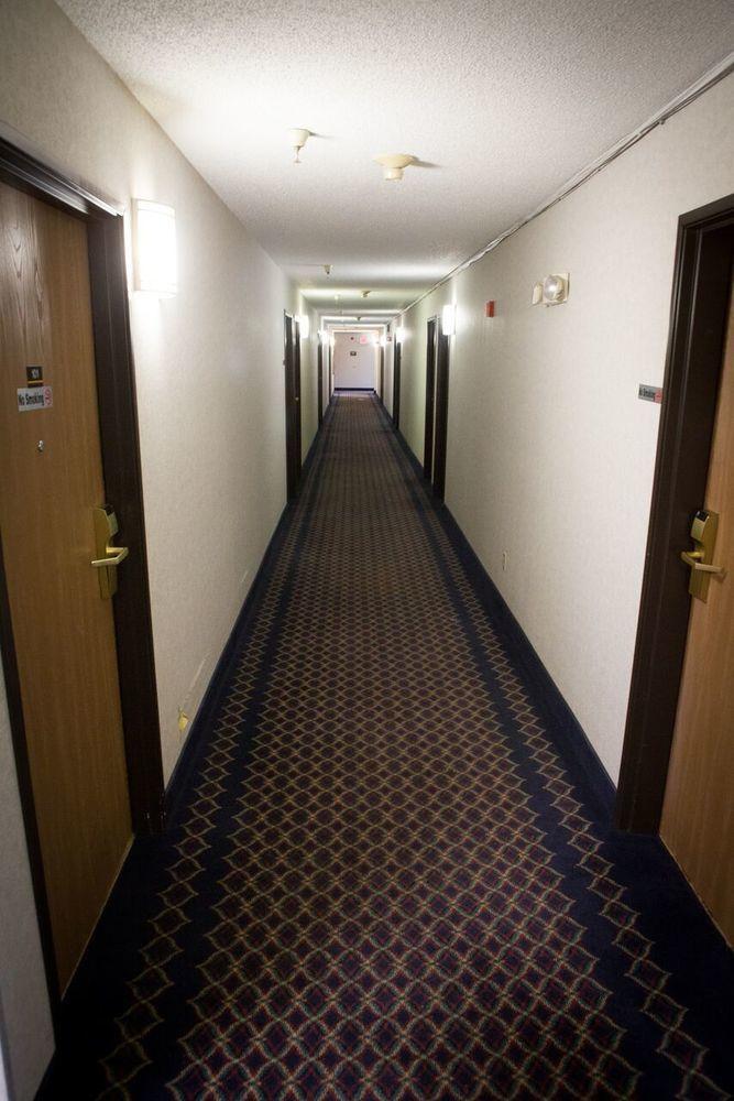 Regency Inn & Suites Anoka Экстерьер фото