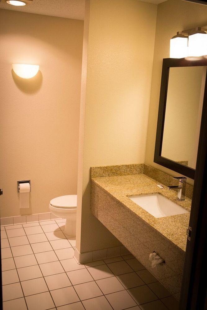 Regency Inn & Suites Anoka Экстерьер фото